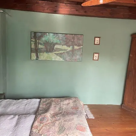 Tulipanos Lada Vendeghaz Ferienhaus *