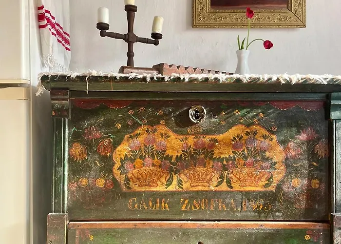 Tulipanos Lada Vendeghaz Dom wakacyjny *