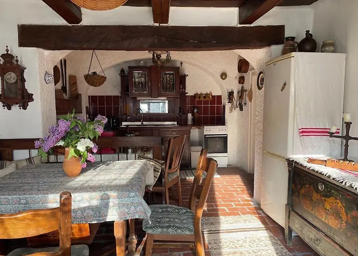 Tulipanos Lada Vendeghaz Dom wakacyjny *